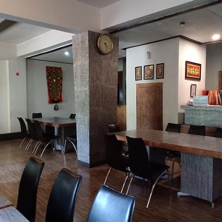 Mystica Resort Lonavala Buitenkant foto