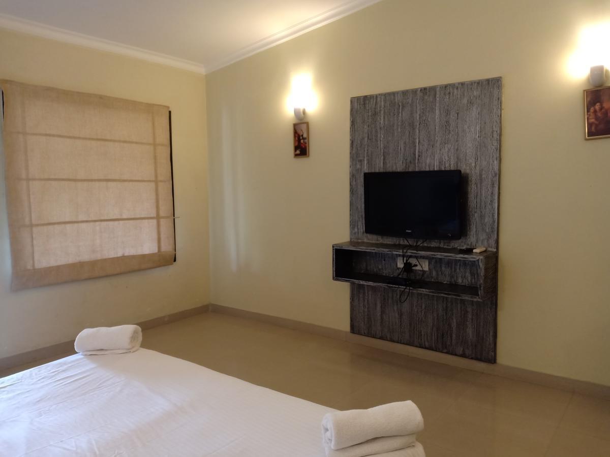 Mystica Resort Lonavala Kamer foto