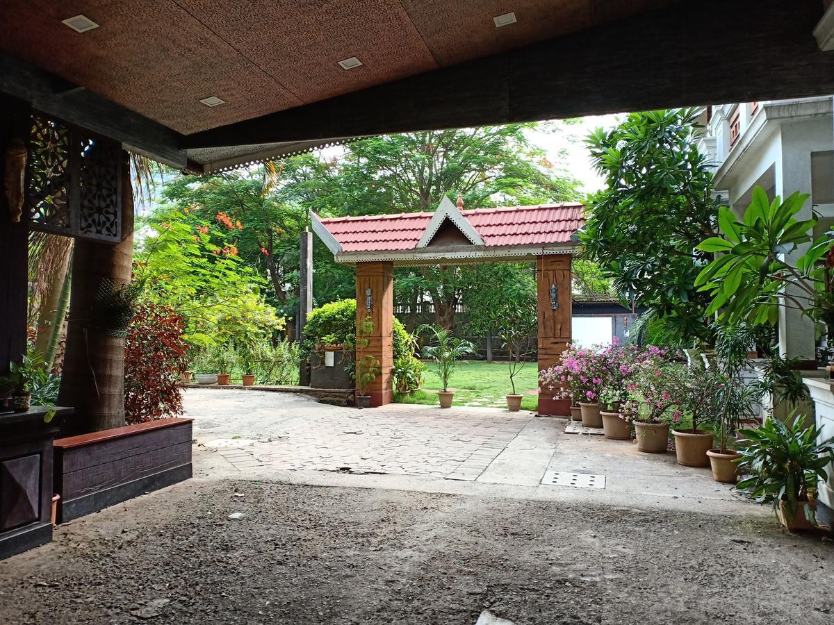 Mystica Resort Lonavala Buitenkant foto